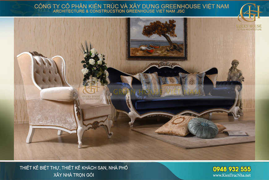 Kết hợp 2 ghế đơn màu vàng kim mang lại không gian dịu dàng hơn