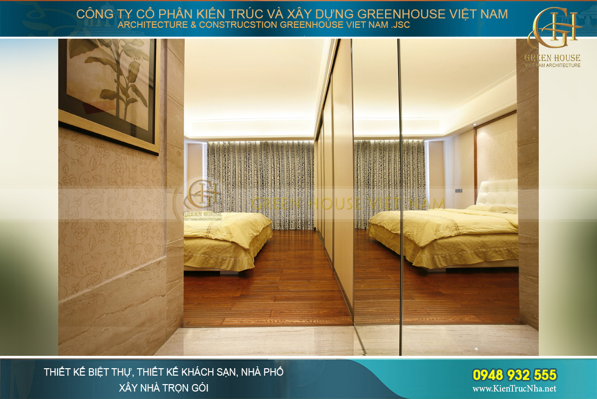 Căn phòng ngủ được bố trí đầy đủ các đồ nội thất phục vụ nhu cầu sinh hoạt thiết yếu